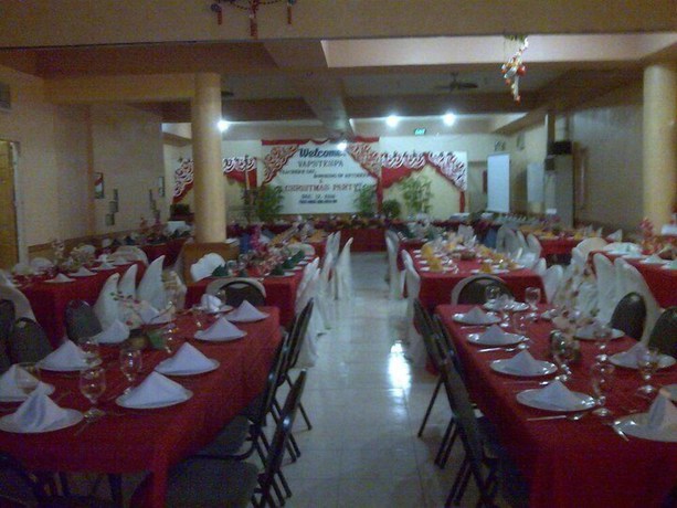 Imagen de los interiores del Hotel Plaza Maria Luisa Suites Inn. Foto 7
