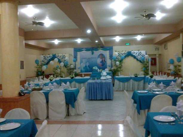 Imagen de los interiores del Hotel Plaza Maria Luisa Suites Inn. Foto 10