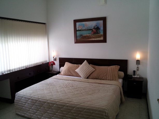 Imagen de la habitación del Hotel Plaza Mayor Cali. Foto 8