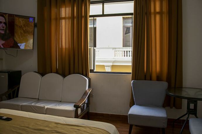 Imagen de la habitación del Hotel Plaza Mayor Lima. Foto 16