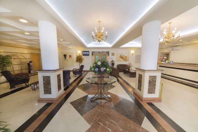 Imagen de los interiores del Hotel Plaza Mayor, Santo Andr&eacute;. Foto 10