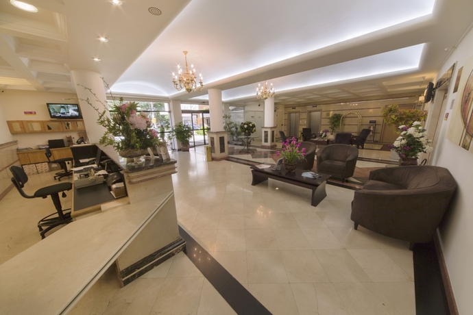 Imagen de los interiores del Hotel Plaza Mayor, Santo Andr&eacute;. Foto 13
