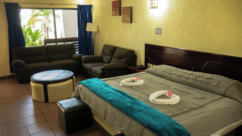 Imagen de la habitación del Hotel Plaza Mazari. Foto 17