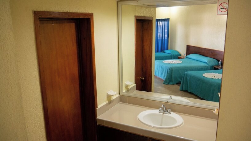 Imagen general del Hotel Plaza Mazari. Foto 5
