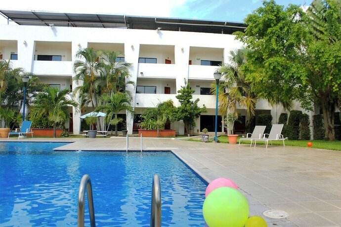 Imagen general del Hotel Plaza Mazari. Foto 8