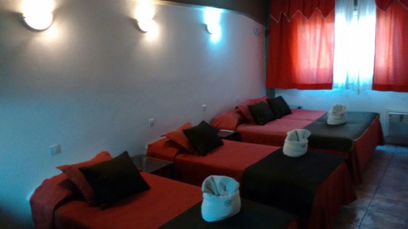 Imagen de la habitación del Hotel Plaza Milenium. Foto 13