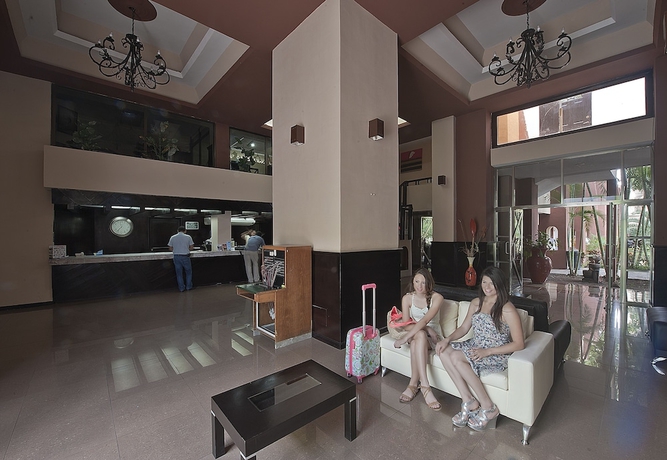 Imagen de los interiores del Hotel Plaza Mirador. Foto 16