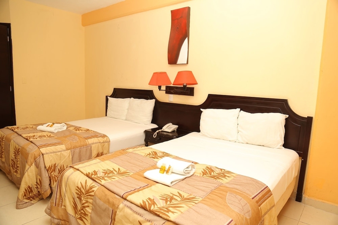 Imagen de la habitación del Hotel Plaza Mirador. Foto 11