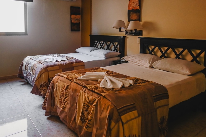 Imagen de la habitación del Hotel Plaza Mirador. Foto 14