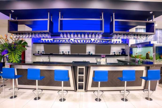 Imagen del bar/restaurante del Hotel Plaza Miranda. Foto 4