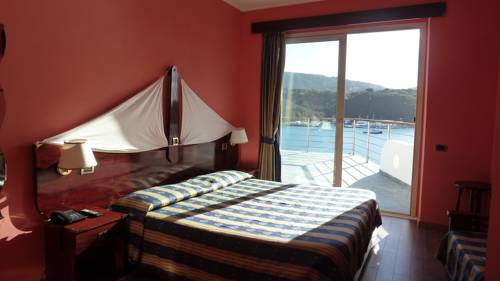 Imagen de la habitación del Hotel Plaza, Mola. Foto 14