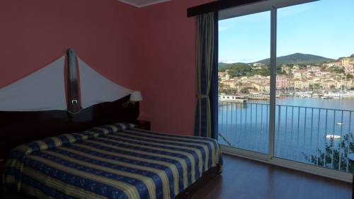 Imagen de la habitación del Hotel Plaza, Mola. Foto 16