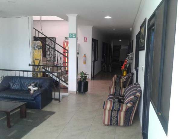 Imagen de los interiores del Hotel Plaza Moncada. Foto 13