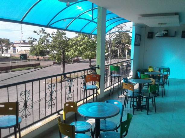 Imagen de la habitación del Hotel Plaza Moncada. Foto 9