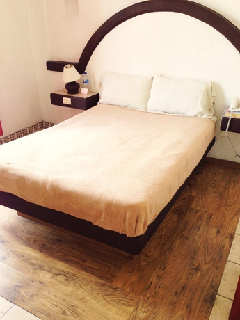Imagen de la habitación del Hotel Plaza Morelia. Foto 5