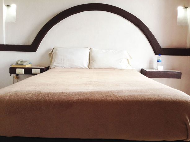 Imagen de la habitación del Hotel Plaza Morelia. Foto 9