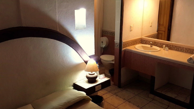 Imagen de la habitación del Hotel Plaza Morelia. Foto 12