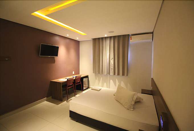 Imagen de la habitación del Hotel Plaza Motel - Adults Only. Foto 7