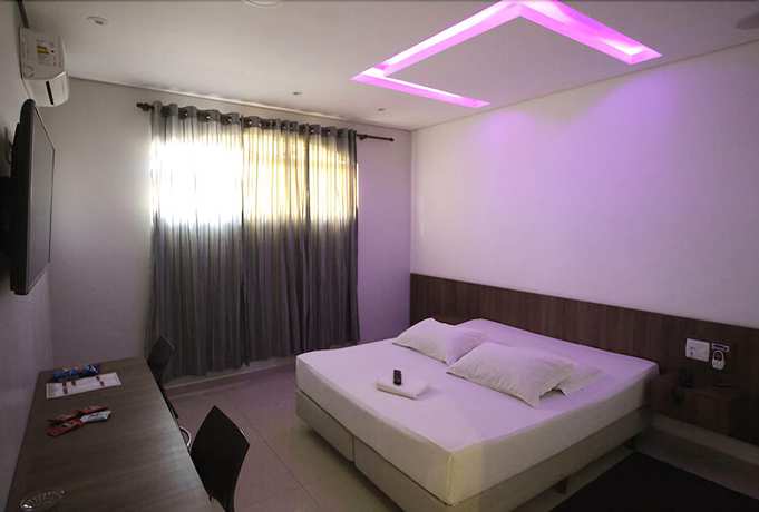 Imagen de la habitación del Hotel Plaza Motel - Adults Only. Foto 8