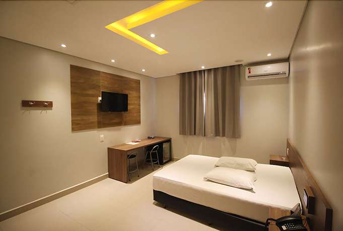 Imagen de la habitación del Hotel Plaza Motel - Adults Only. Foto 11