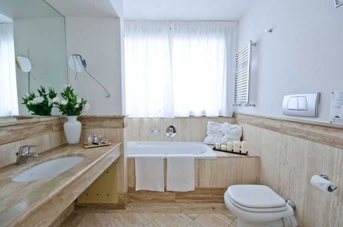 Imagen de la habitación del Hotel Plaza Opera. Foto 11