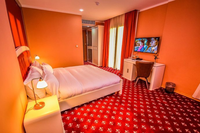 Imagen de la habitación del Hotel Plaza Oran. Foto 5