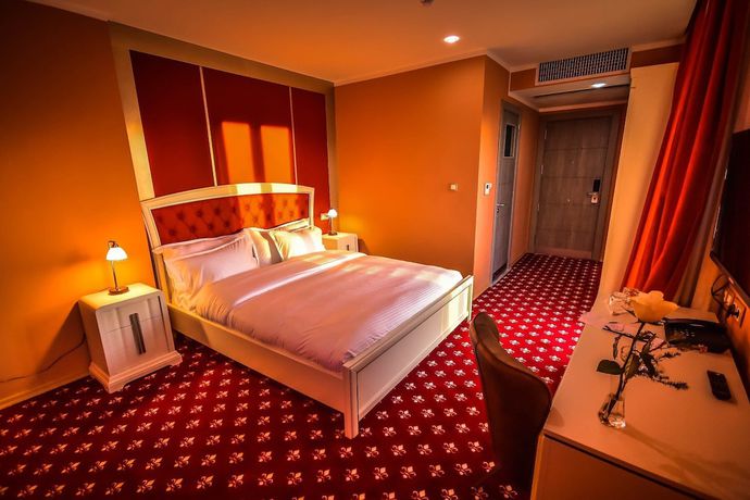Imagen de la habitación del Hotel Plaza Oran. Foto 11