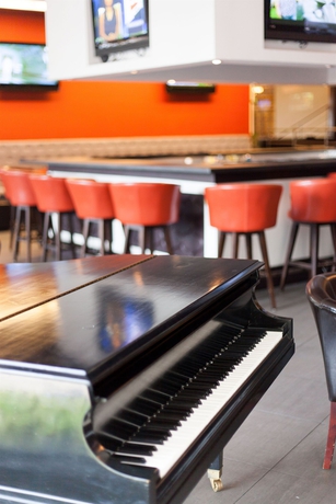 Imagen del bar/restaurante del Hotel Plaza Paitilla Inn. Foto 3