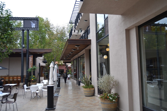 Imagen de los exteriores del Hotel Plaza Paradiso Petit. Foto 4