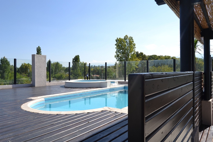 Imagen de la piscina del Hotel Plaza Paradiso Petit. Foto 11