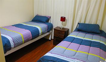 Imagen general del Hotel Plaza Paris Amistar. Foto 14