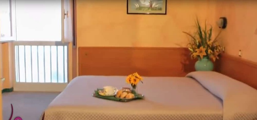 Imagen de la habitación del Hotel Plaza, Pesaro. Foto 17