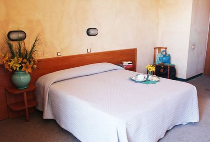 Imagen de la habitación del Hotel Plaza, Pesaro. Foto 18