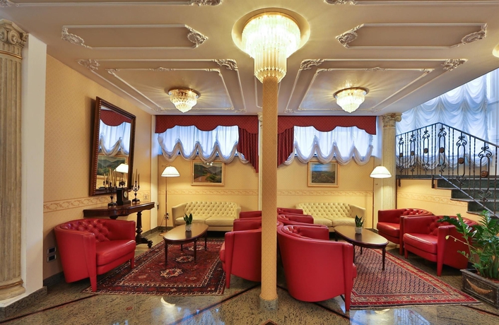 Imagen de los interiores del Hotel Plaza Pescara. Foto 10