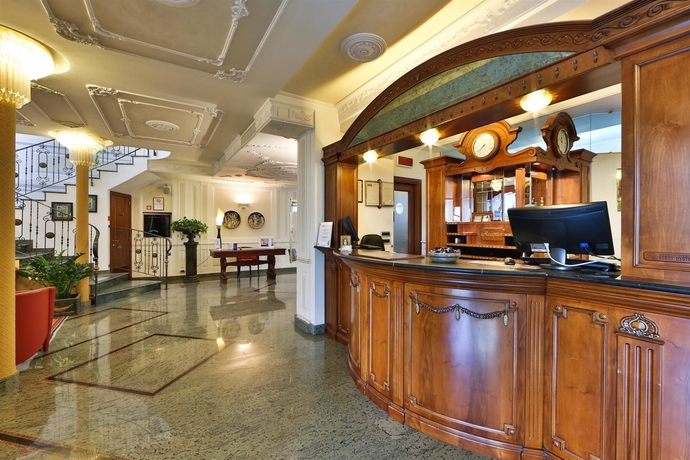 Imagen de los interiores del Hotel Plaza Pescara. Foto 11