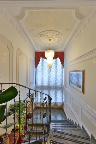 Imagen de los interiores del Hotel Plaza Pescara. Foto 14