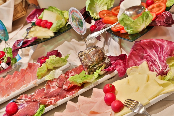 Imagen del bar/restaurante del Hotel Plaza Pescara. Foto 5