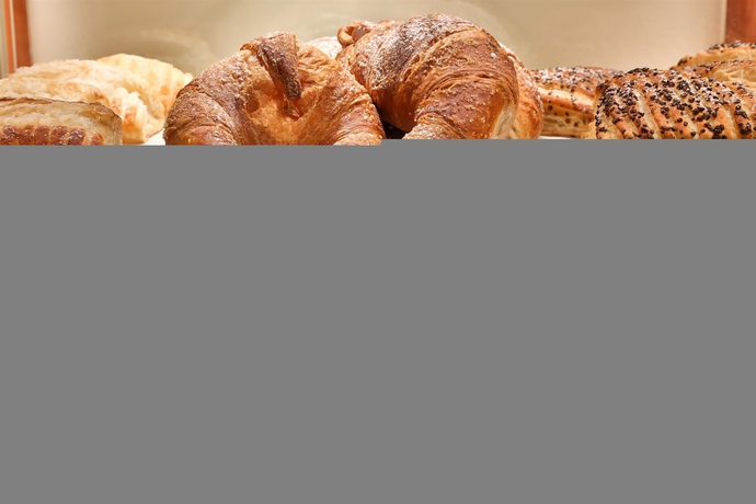 Imagen del bar/restaurante del Hotel Plaza Pescara. Foto 7