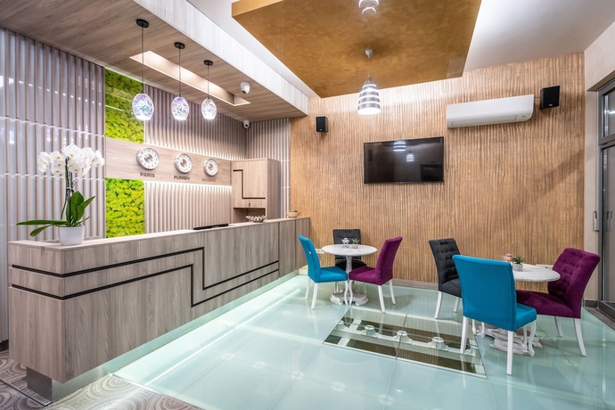 Imagen de los interiores del Hotel Plaza, Plovdiv. Foto 19