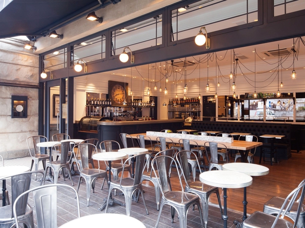 Imagen del bar/restaurante del Hotel Plaza Premier. Foto 4