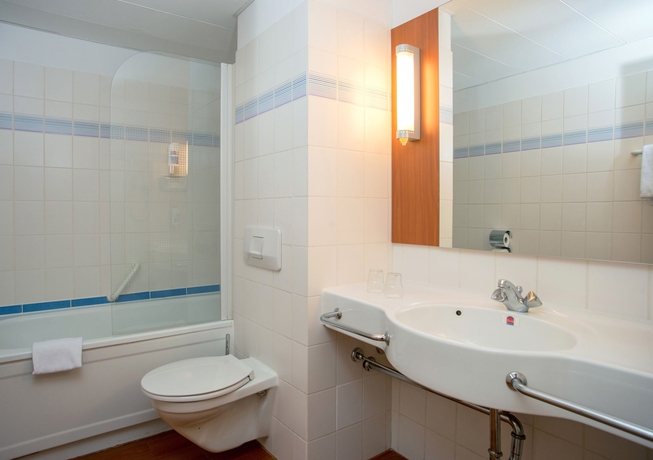 Imagen de la habitación del Hotel Plaza Premium Columbus Bremen. Foto 4