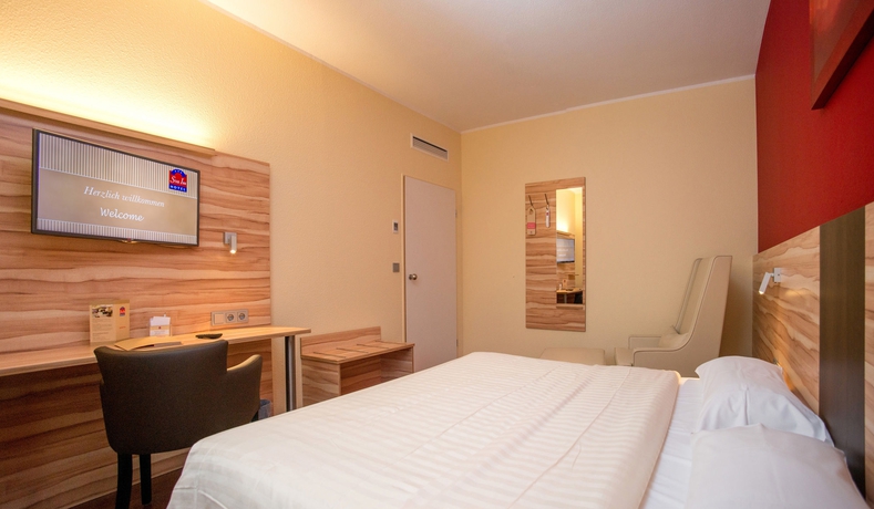 Imagen de la habitación del Hotel Plaza Premium Columbus Bremen. Foto 11