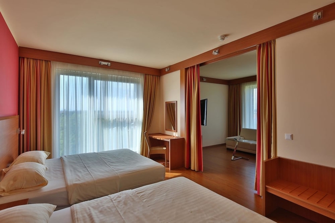 Imagen de la habitación del Hotel Plaza Premium Karlsruhe. Foto 11