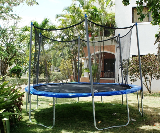 Imagen de los exteriores del Hotel Plaza Real Resort. Foto 6