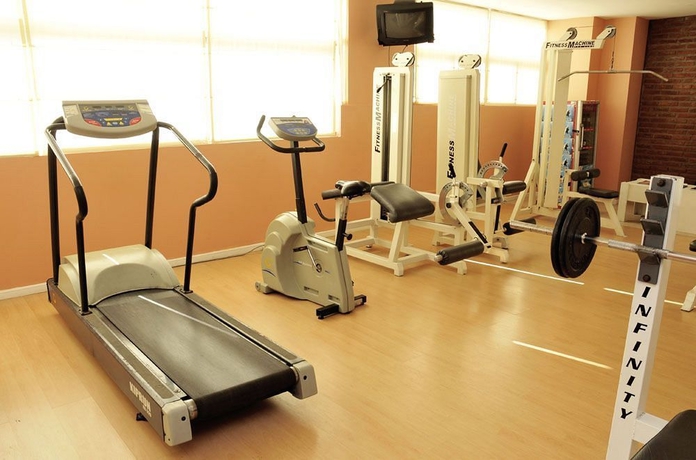 Imagen de los interiores del Hotel Plaza Real Suites. Foto 5