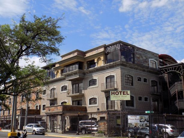 Imagen general del Hotel Plaza Real Suites and Apartments. Foto 7