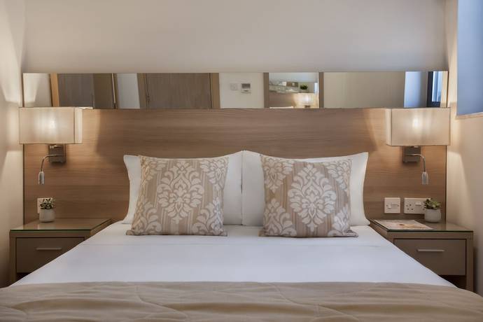 Imagen de la habitación del Hotel Plaza Regency. Foto 8