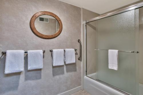 Imagen de la habitación del Hotel Plaza Resort Club Reno. Foto 6