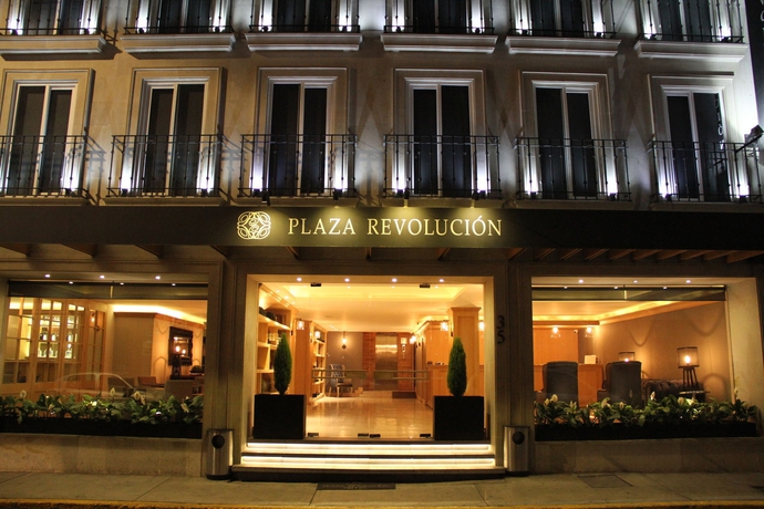 Imagen de los exteriores del Hotel Plaza Revolución. Foto 14
