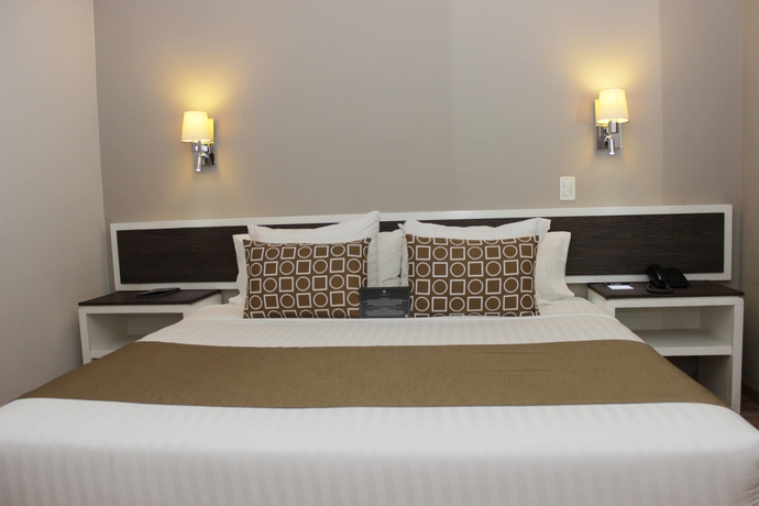 Imagen de la habitación del Hotel Plaza Revolución. Foto 10